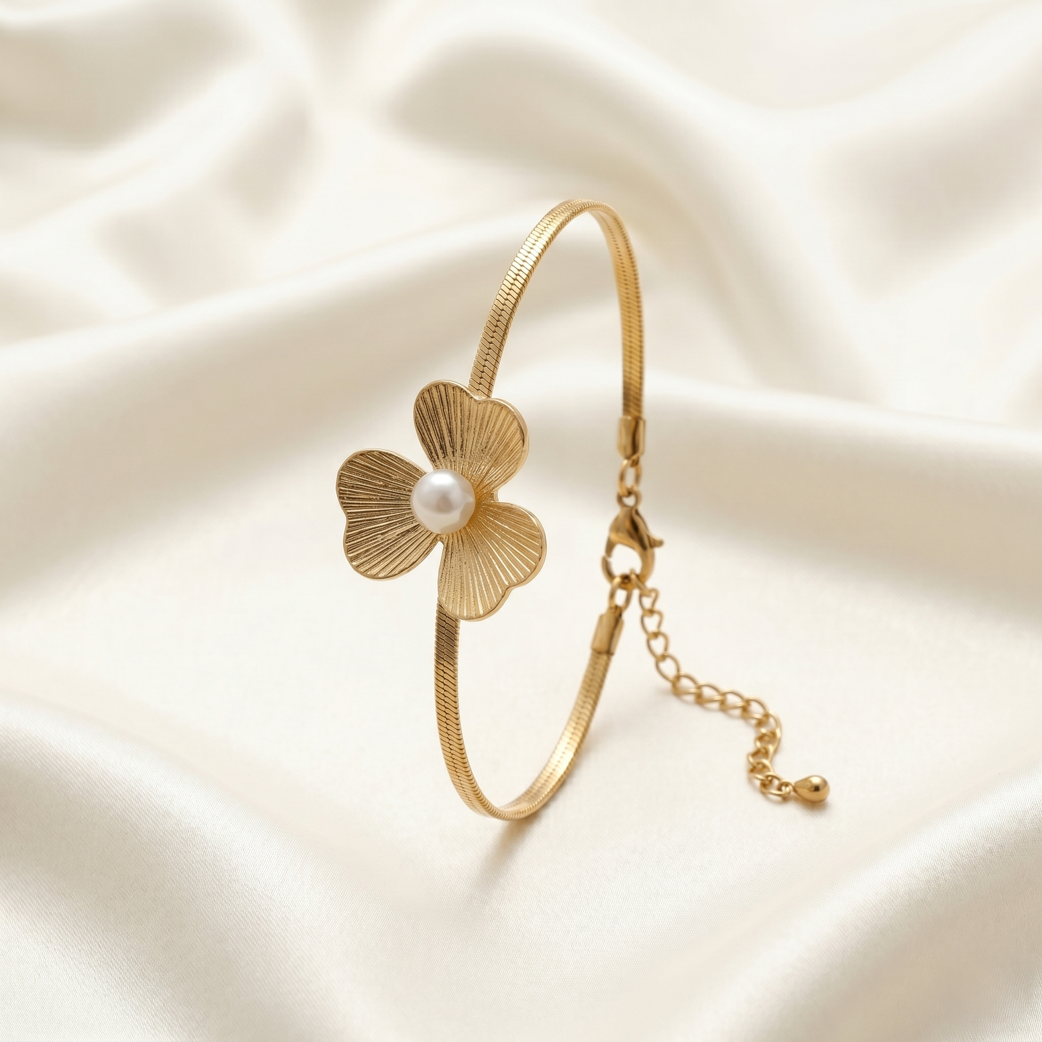 Three Leaf clover pearl chain bracelet