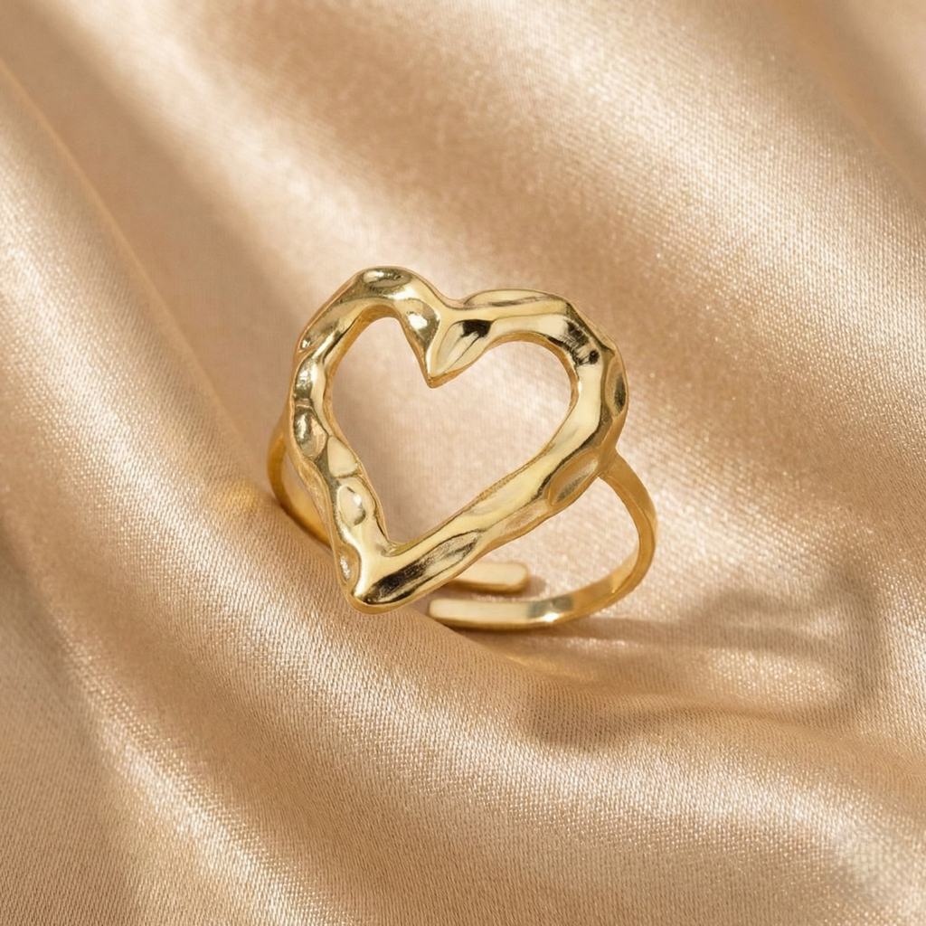 Golden Radiance Hollow Heart Ring