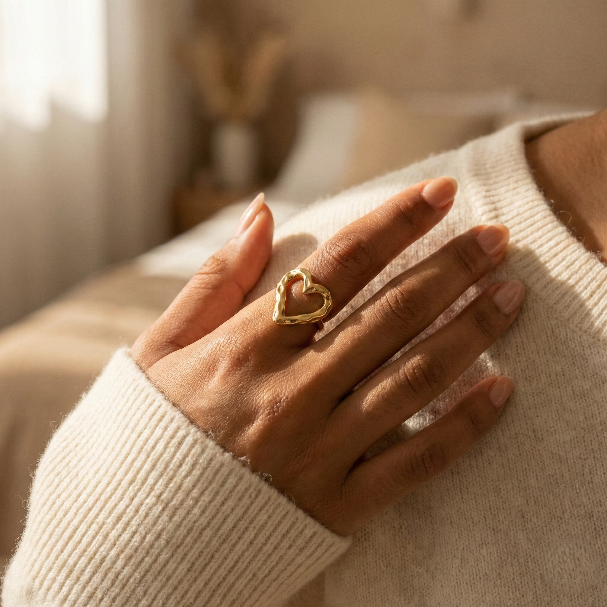 Golden Radiance Hollow Heart Ring