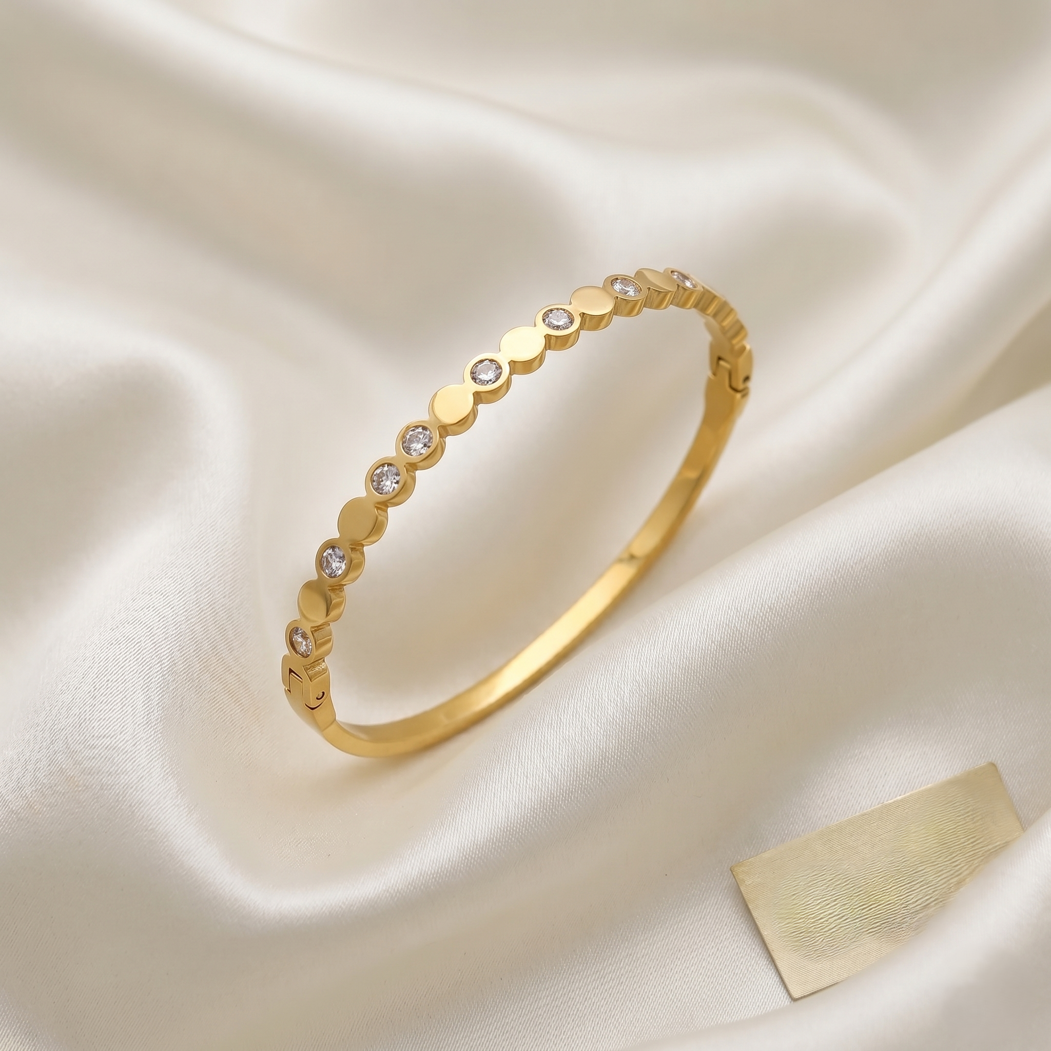 Lumina Gold Crystal Disc Bracelet